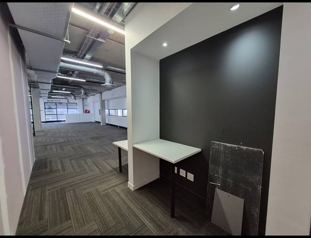 381M² OFFICE TO LET IN SANDTON CENTRAL